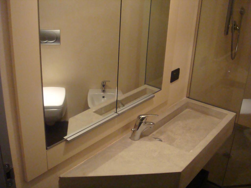 Crocco Hotel Болоня Екстериор снимка